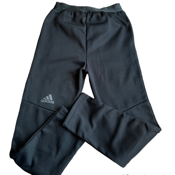 Boys Messi Soccer Pants - Picture 2 of 5